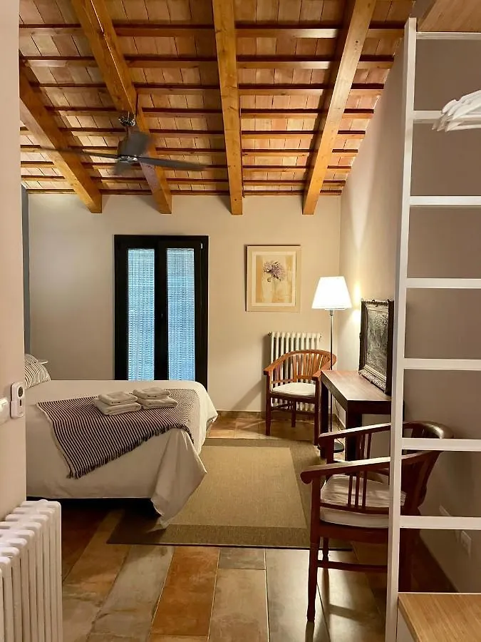 Homestay Laindustria Apartment Palamos