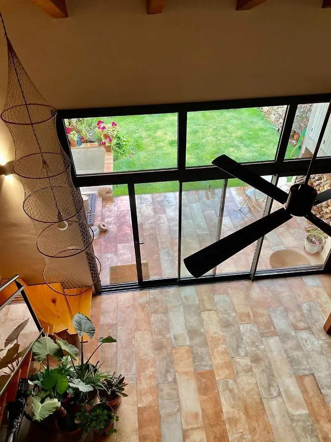 Laindustria Apartment Palamos Homestay