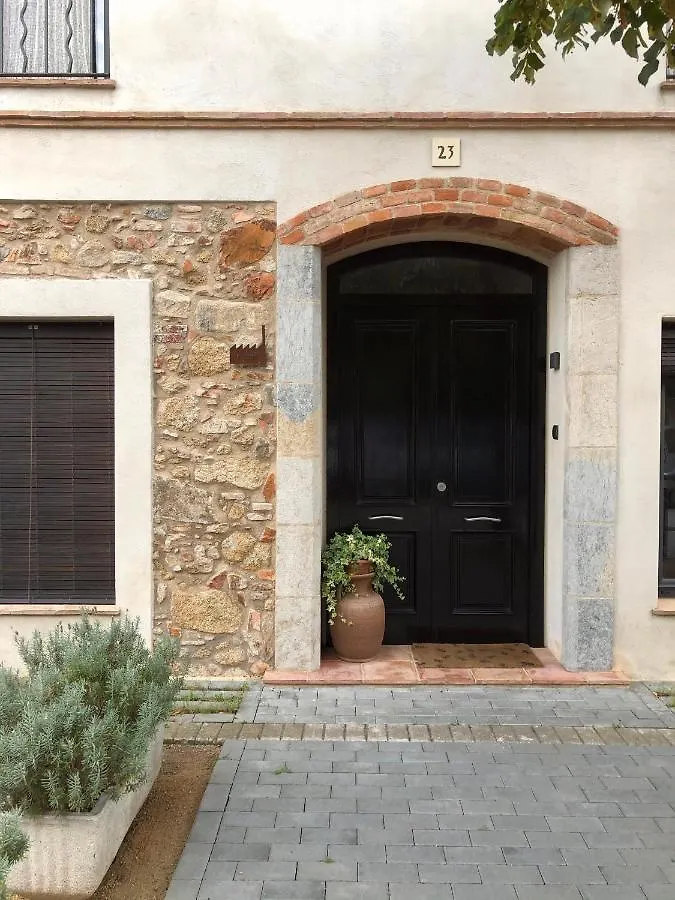 Homestay Laindustria Apartment Palamos